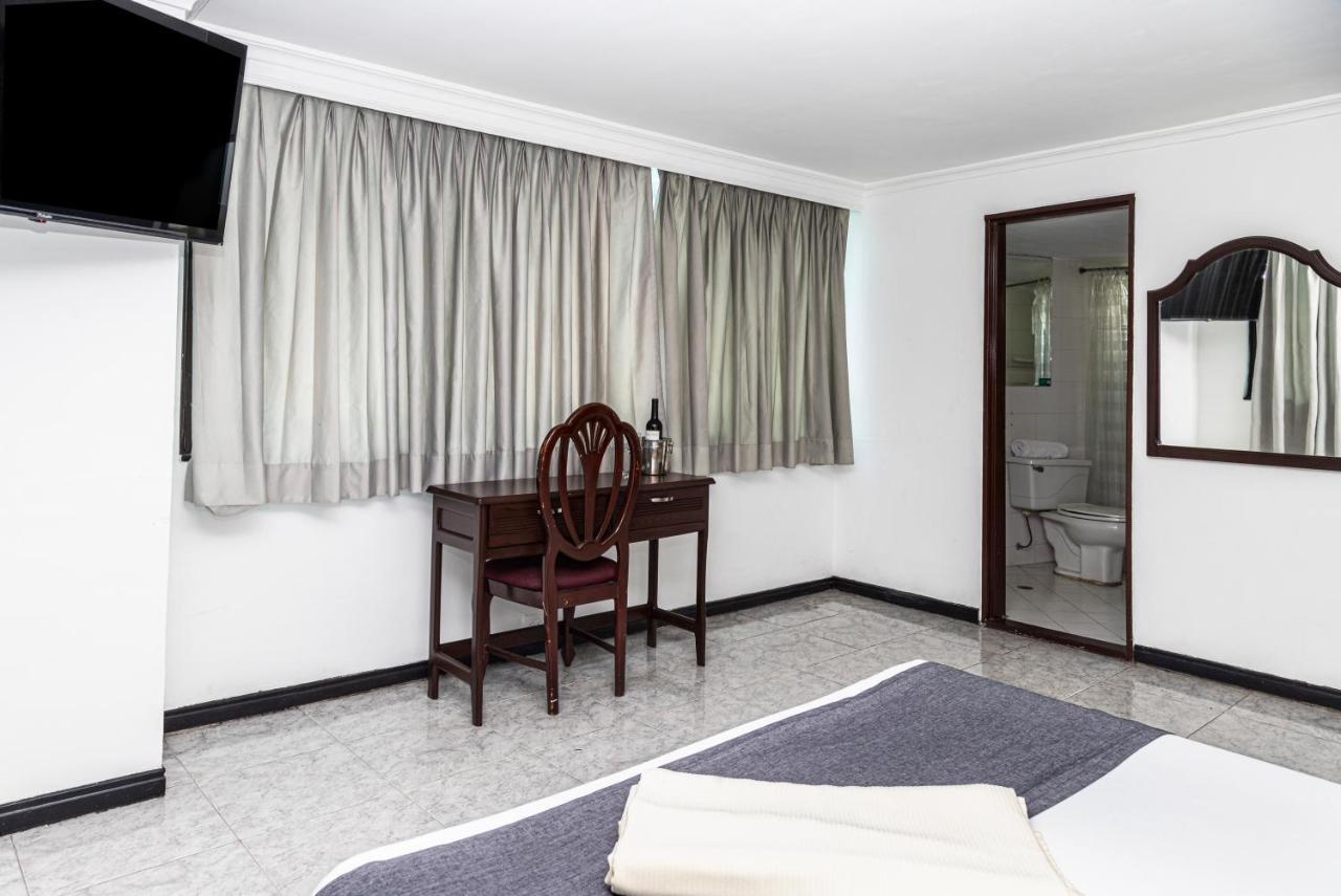 Hotel Windsor Plaza - Downtown Cali Eksteriør bilde